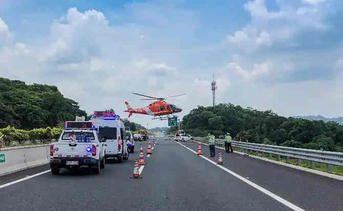 随县高速公路汽车救援案例